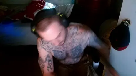 DADDY_KANE8--- — Stripchat recorded stream image, 14.04.2026 21:50