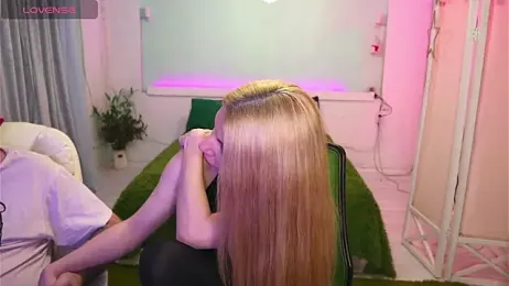 AlisaAleksandr — Stripchat recorded stream screenshot (14 Apr 2026)