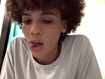 Max_Rain — Stripchat recorded stream image, 14.04.2026 22:00