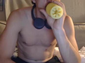 youknowwhoitis412 — Chaturbate recorded stream image, 15.04.2026 03:20