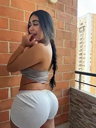 emma_andrew1 — Stripchat recorded stream screenshot (15 Apr 2026)