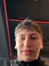 ARON_LUXX — Stripchat recorded stream screenshot (15 Apr 2026)