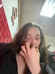 TheYourL — Stripchat recorded stream screenshot (15 Apr 2026)