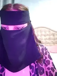 _arabica_ — Stripchat recorded stream image, 15.04.2026 17:10