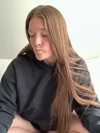 PussiesnCream_ — Stripchat recorded stream image, 15.04.2026 19:10