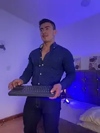 Chris_Clarck — Stripchat recorded stream screenshot (15 Apr 2026)