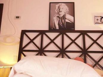 LunaMystyque — Bongacams recorded stream screenshot (15 Apr 2026)