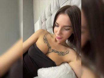 BabyDarii — Bongacams recorded stream screenshot (16 Apr 2026)