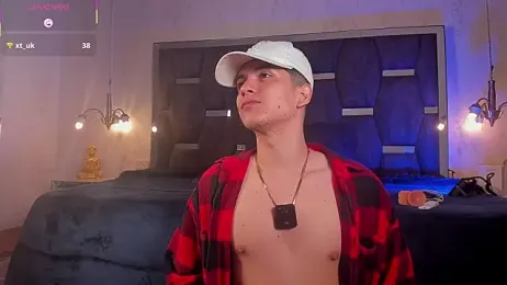 Brat_ — Stripchat recorded stream screenshot (16 Apr 2026)