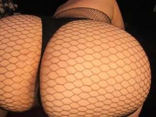 rhondavines — Camsoda recorded stream image, 16.04.2026 20:00