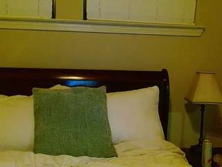 tighttinymilf — Camsoda recorded stream image, 17.04.2026 00:00