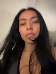 PetitLumiere — Stripchat recorded stream image, 17.04.2026 01:50