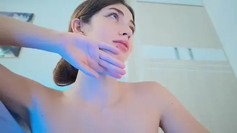 sweety_vikky — Stripchat recorded stream image, 17.04.2026 00:10