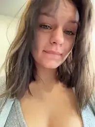 Cum_girlss — Stripchat recorded stream image, 17.04.2026 04:50