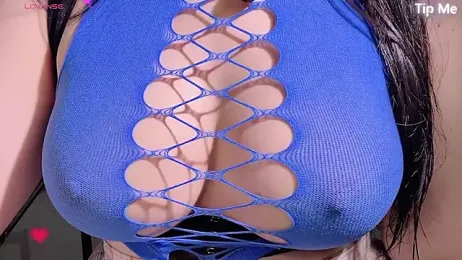 donghuangtaiyi--- — Stripchat recorded stream image, 17.04.2026 04:50