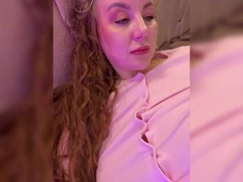 cherryygirl — Bongacams recorded stream image, 17.04.2026 15:40