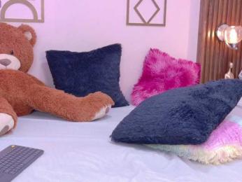 BREE-WATSON — Bongacams recorded stream image, 17.04.2026 13:00