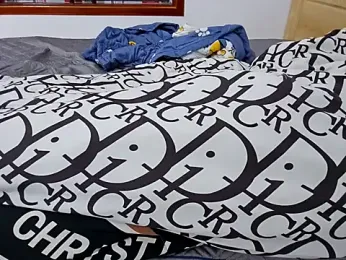 huykkk99 — Stripchat recorded stream image, 17.04.2026 16:50
