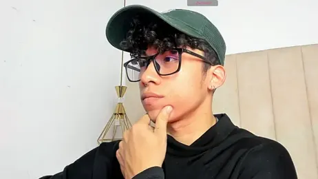 AkazaBoy_ — Stripchat recorded stream image, 17.04.2026 20:10