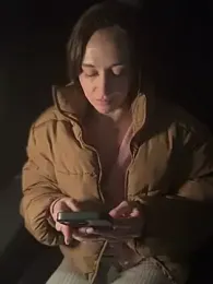 lunagirl13 — Stripchat recorded stream image, 17.04.2026 23:40