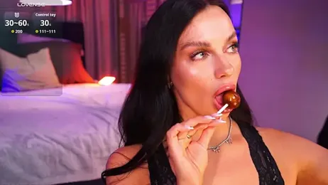 LunaNight — Stripchat recorded stream screenshot (17 Apr 2026)