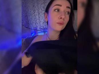 _dashulka_ — Bongacams recorded stream screenshot (18 Apr 2026)