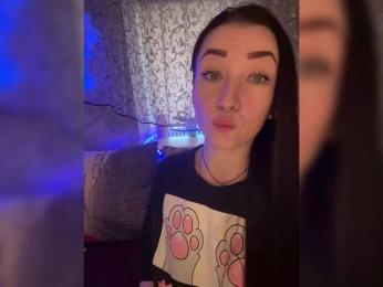 _dashulka_ — Bongacams recorded stream screenshot (18 Apr 2026)