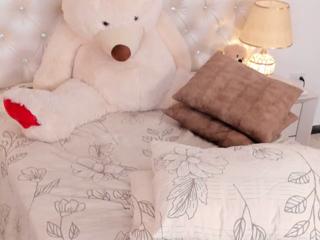 Mia Donatti — Flirt4free recorded stream screenshot (01 Feb 2025)