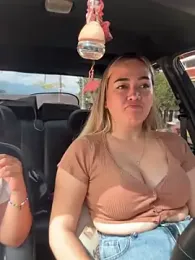 Danielavegax — Stripchat recorded stream screenshot (18 Apr 2026)