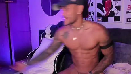 Alessandro_Vanni — Stripchat recorded stream image, 19.04.2026 02:20