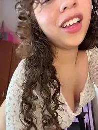 Shara_dreams — Stripchat recorded stream image, 18.04.2026 23:40