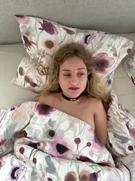 MileySummer — Stripchat recorded stream image, 19.04.2026 05:10