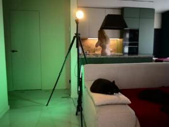love_you_to123 — Chaturbate recorded stream image, 19.04.2026 06:00