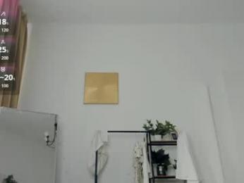 glossybabe_ — Chaturbate recorded stream screenshot (19 Apr 2026)