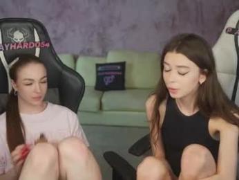 kira0541 — Chaturbate recorded stream image, 19.04.2026 14:20