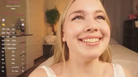 SusanneOsche — Stripchat recorded stream image, 19.04.2026 16:10