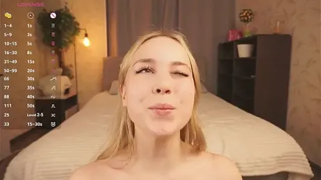 SusanneOsche — Stripchat recorded stream image, 19.04.2026 16:10