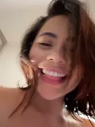 Aryrosee — Stripchat recorded stream screenshot (19 Apr 2026)