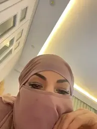 Amberonee31 — Stripchat recorded stream screenshot (08 Mar 2025)