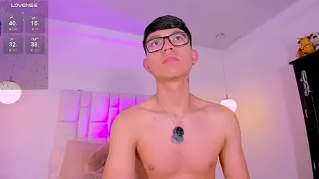 CodyTwink — Stripchat recorded stream image, 19.04.2026 22:50