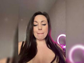-Hennessy- — Bongacams recorded stream image, 20.04.2026 07:00