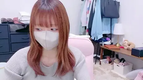 Yui-Ch — Stripchat recorded stream screenshot (20 Apr 2026)