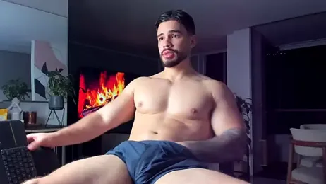 Valenthino_Salvatore — Stripchat recorded stream image, 21.04.2026 03:20