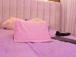 mssbombom — Camsoda recorded stream image, 21.04.2026 03:00