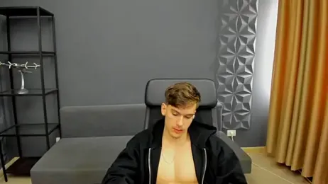 BradyFlint — Stripchat recorded stream image, 21.04.2026 04:30