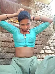 R_Roshni — Stripchat recorded stream image, 21.04.2026 10:00