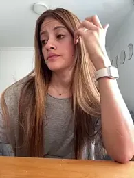 alana15 — Stripchat recorded stream image, 21.04.2026 15:00