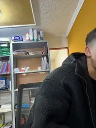 AdrianRinaldi — Stripchat recorded stream image, 21.04.2026 14:00
