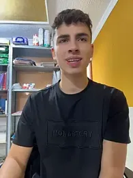 AdrianRinaldi — Stripchat recorded stream image, 21.04.2026 14:00