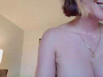 vanandjuani — Chaturbate recorded stream screenshot (21 Apr 2026)